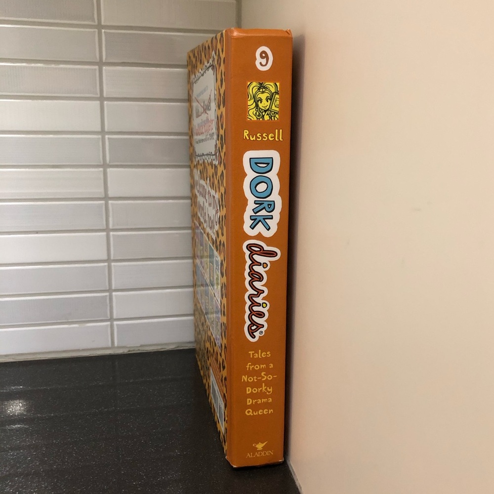 Dork Diaries #9 book - Picture 2 of 6